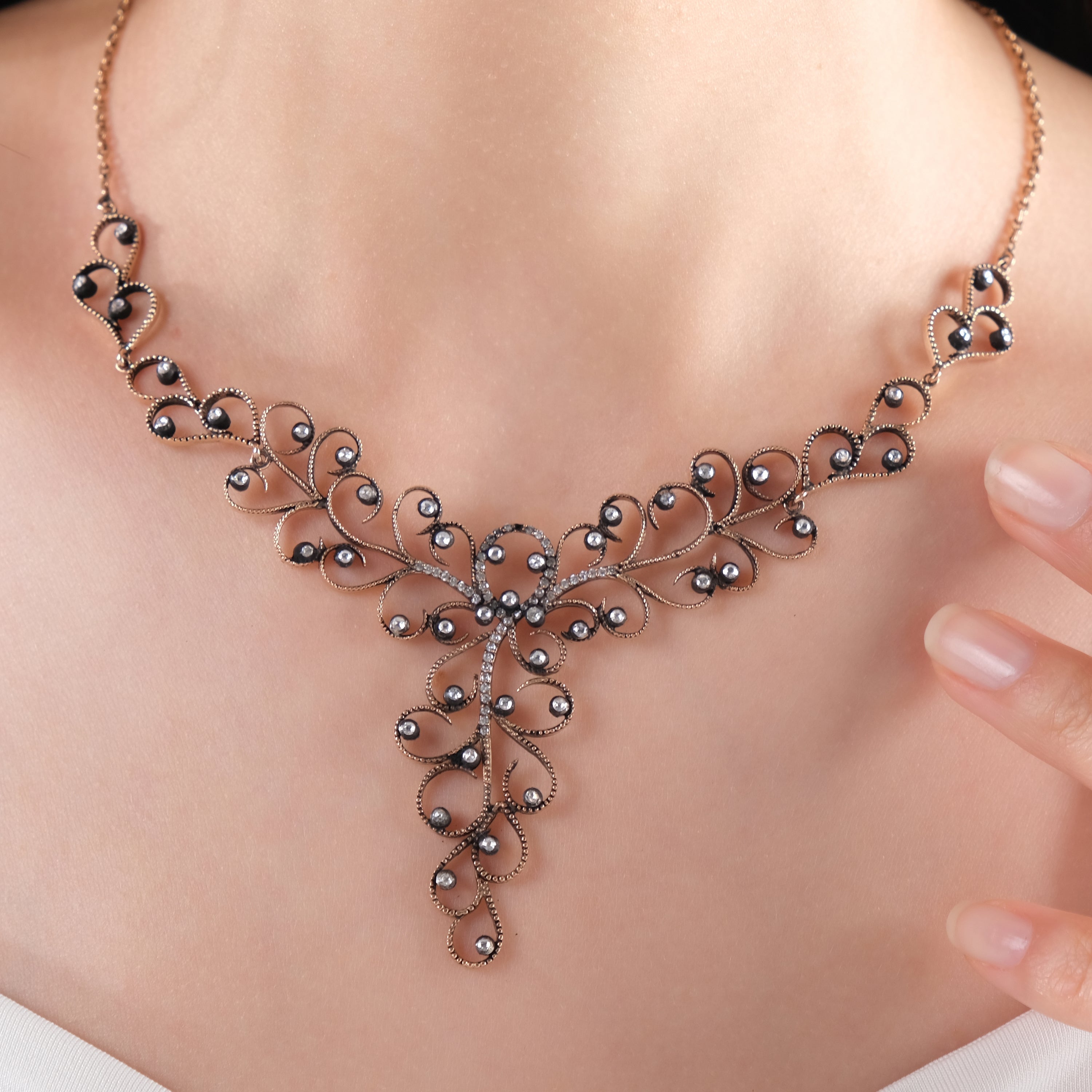 5.95 Carat Natural Diamond Necklace – Elegant Fine Jewelry Design - Gold Stone Diamond