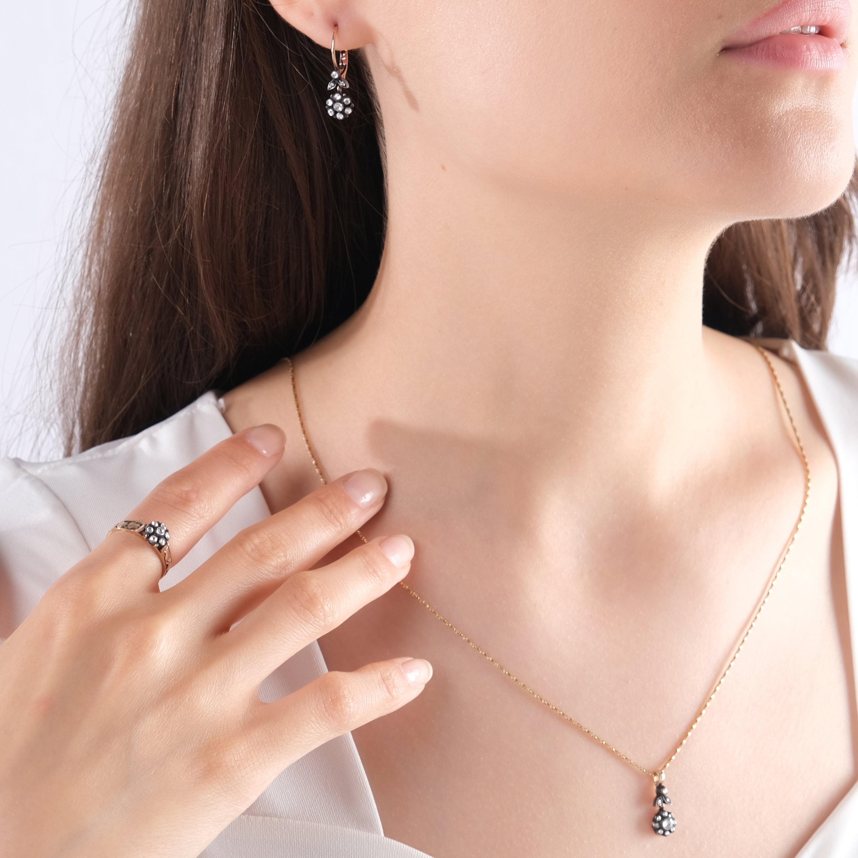 1.46 Carat Natural Diamond Necklace – Elegant Fine Jewelry Design - Gold Stone Diamond