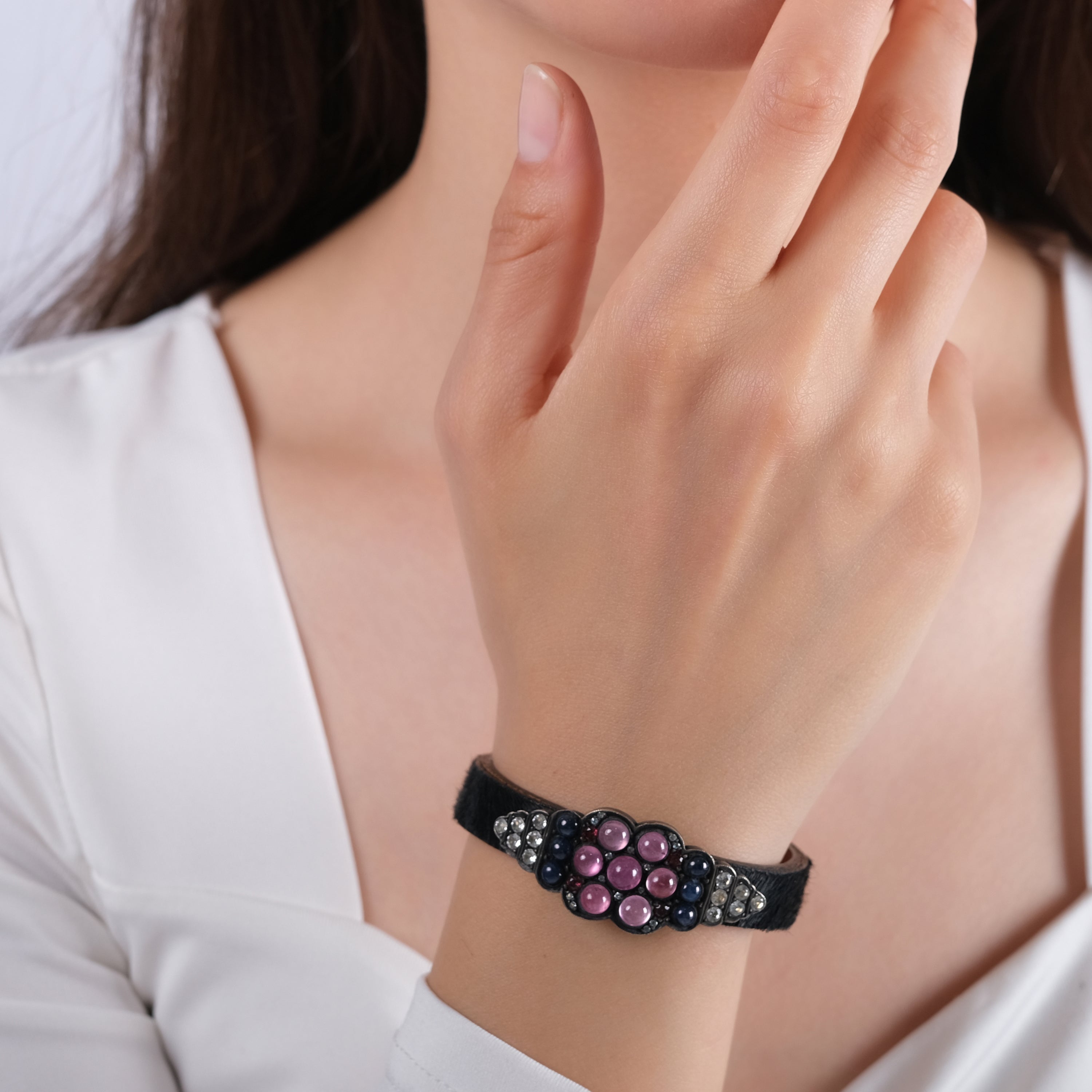 14.48 Carat Natural Sapphire Bracelet – Custom Fine Jewelry Design - Gold Stone Diamond