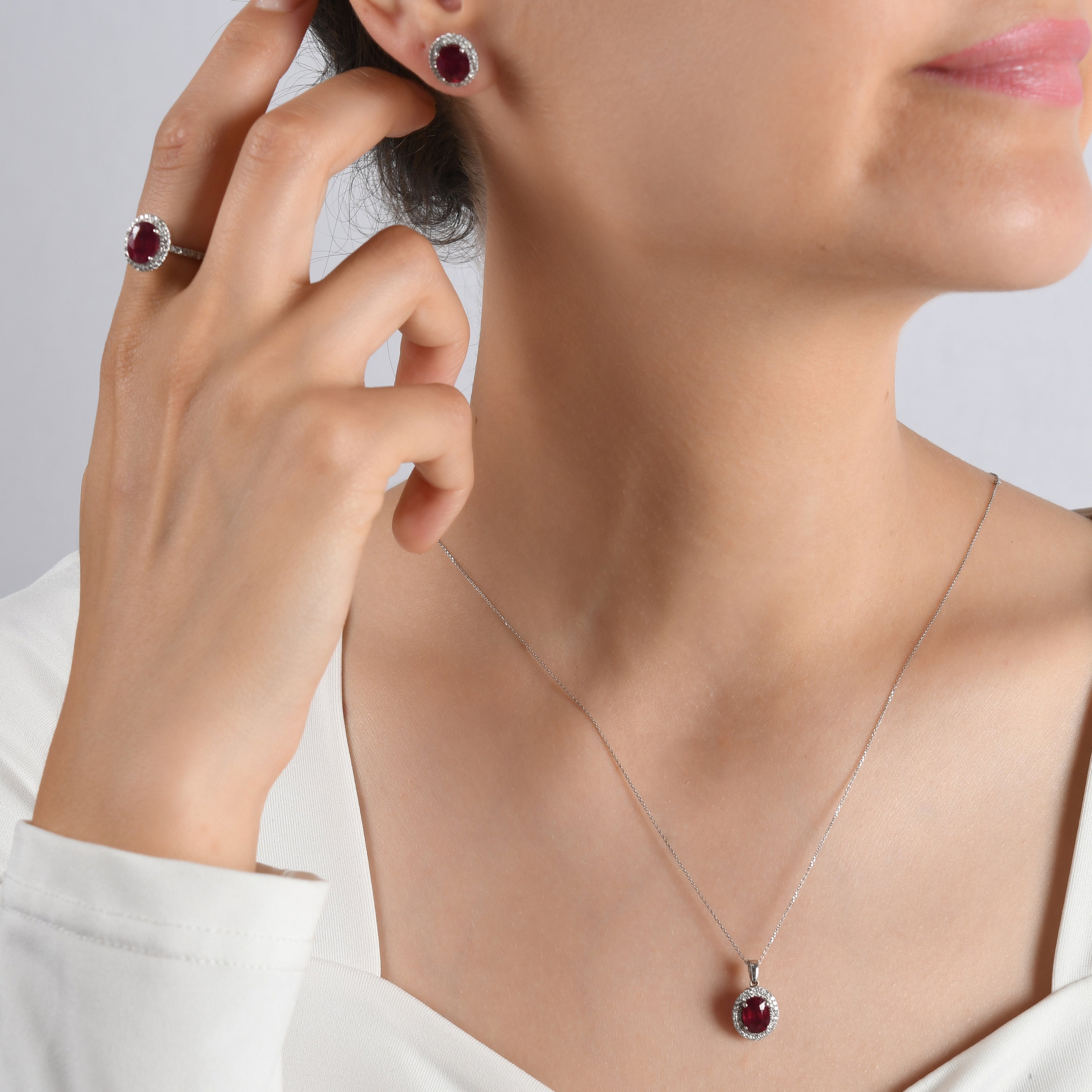 3.01 Carat Natural Diamond and Ruby Necklace – Fine Jewelry Design - Gold Stone Diamond