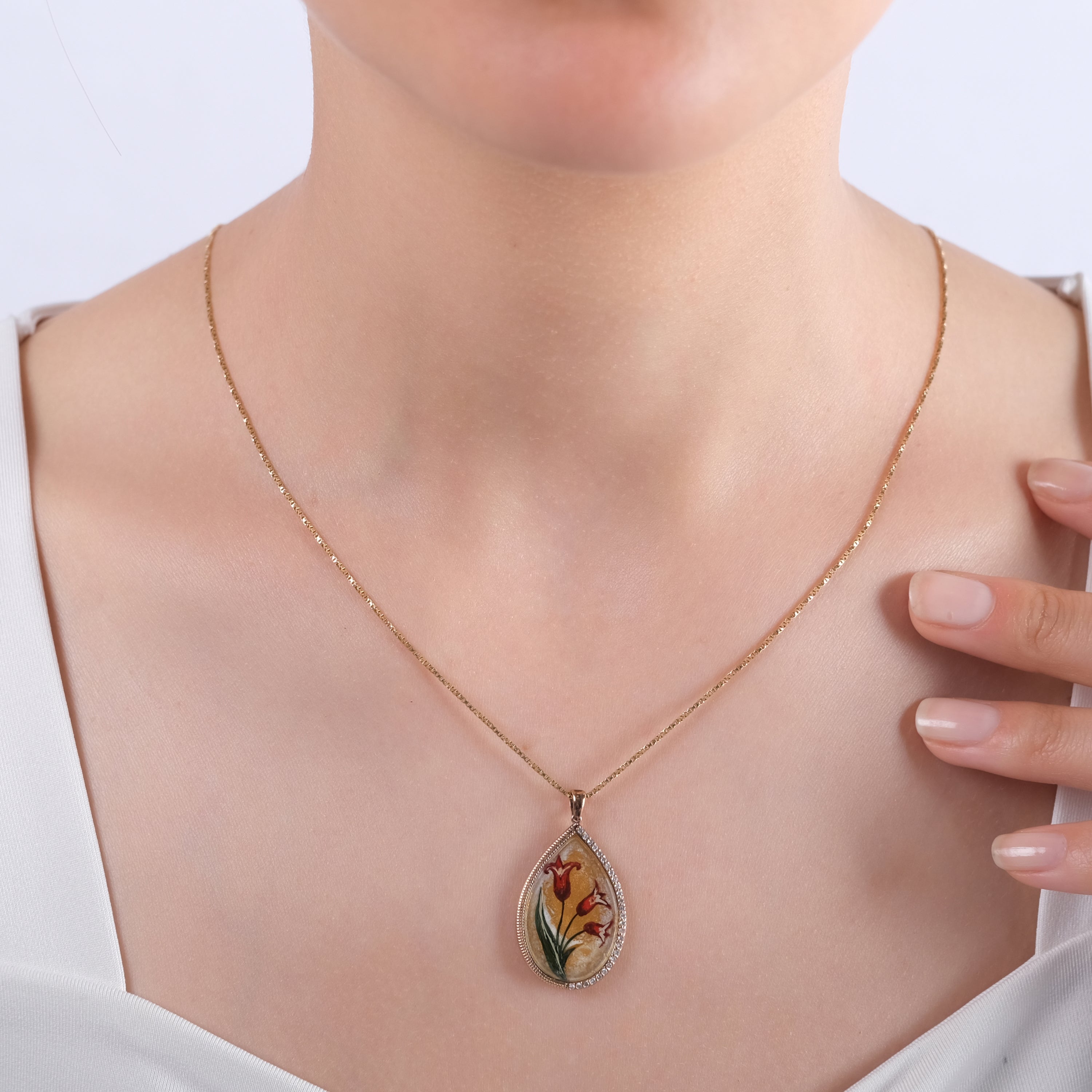 0.18 Carat Natural Diamond Flower Patterned Necklace – Fine Jewelry - Gold Stone Diamond