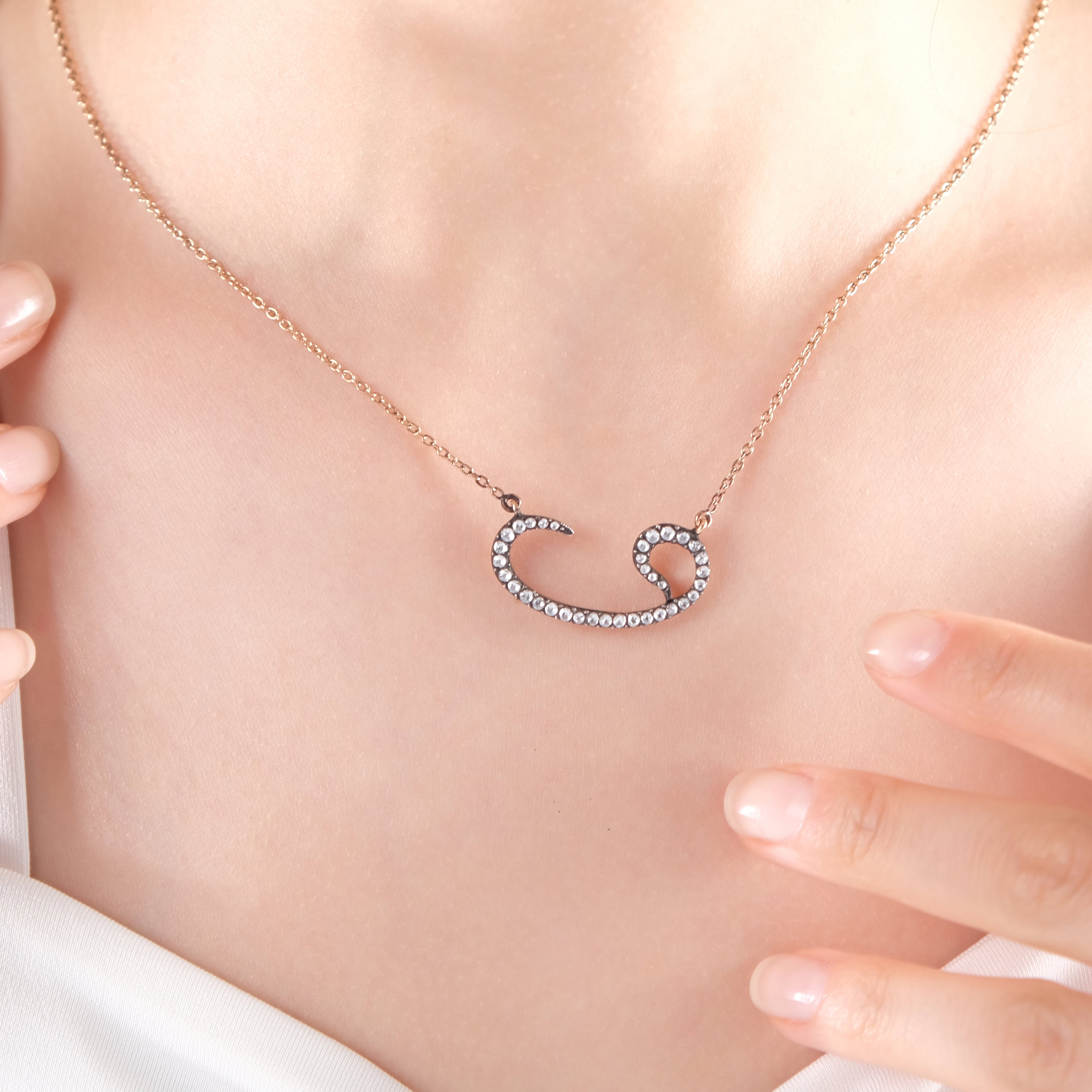 0.5 Carat Natural Diamond Arabic Waw Necklace – Fine Jewelry Design - Gold Stone Diamond