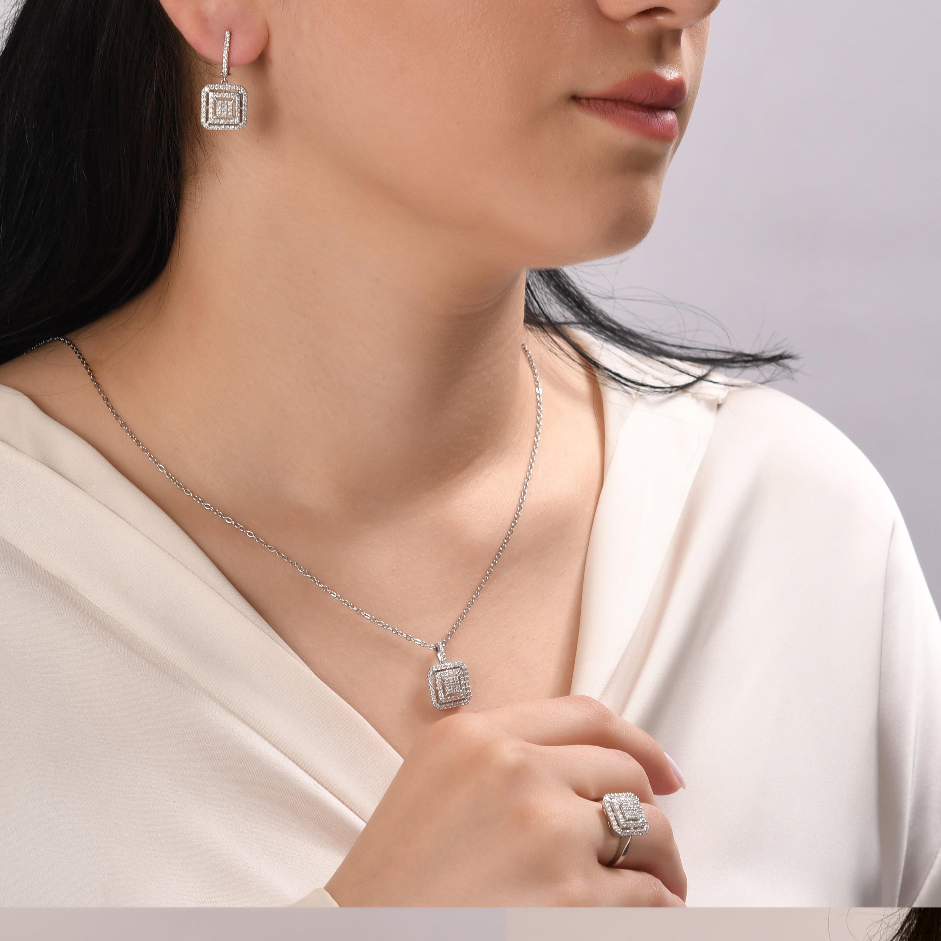 0.48 Carat Natural Diamond Necklace – Elegant Fine Jewelry Design - Gold Stone Diamond