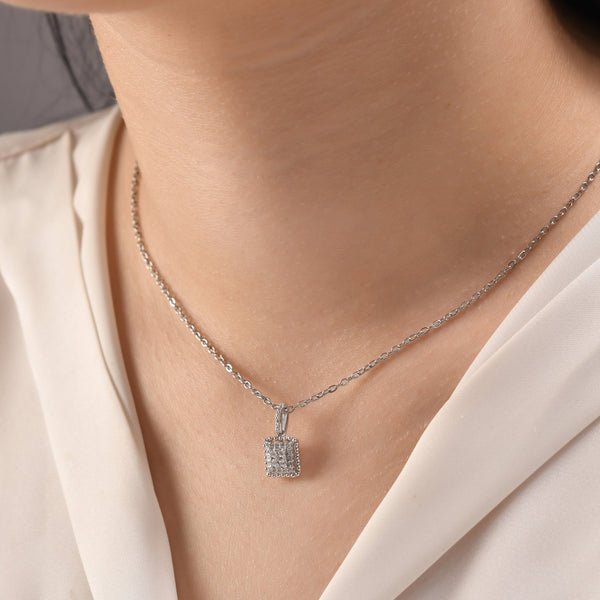 0.18 Carat Natural Diamond Necklace – Elegant Fine Jewelry Design