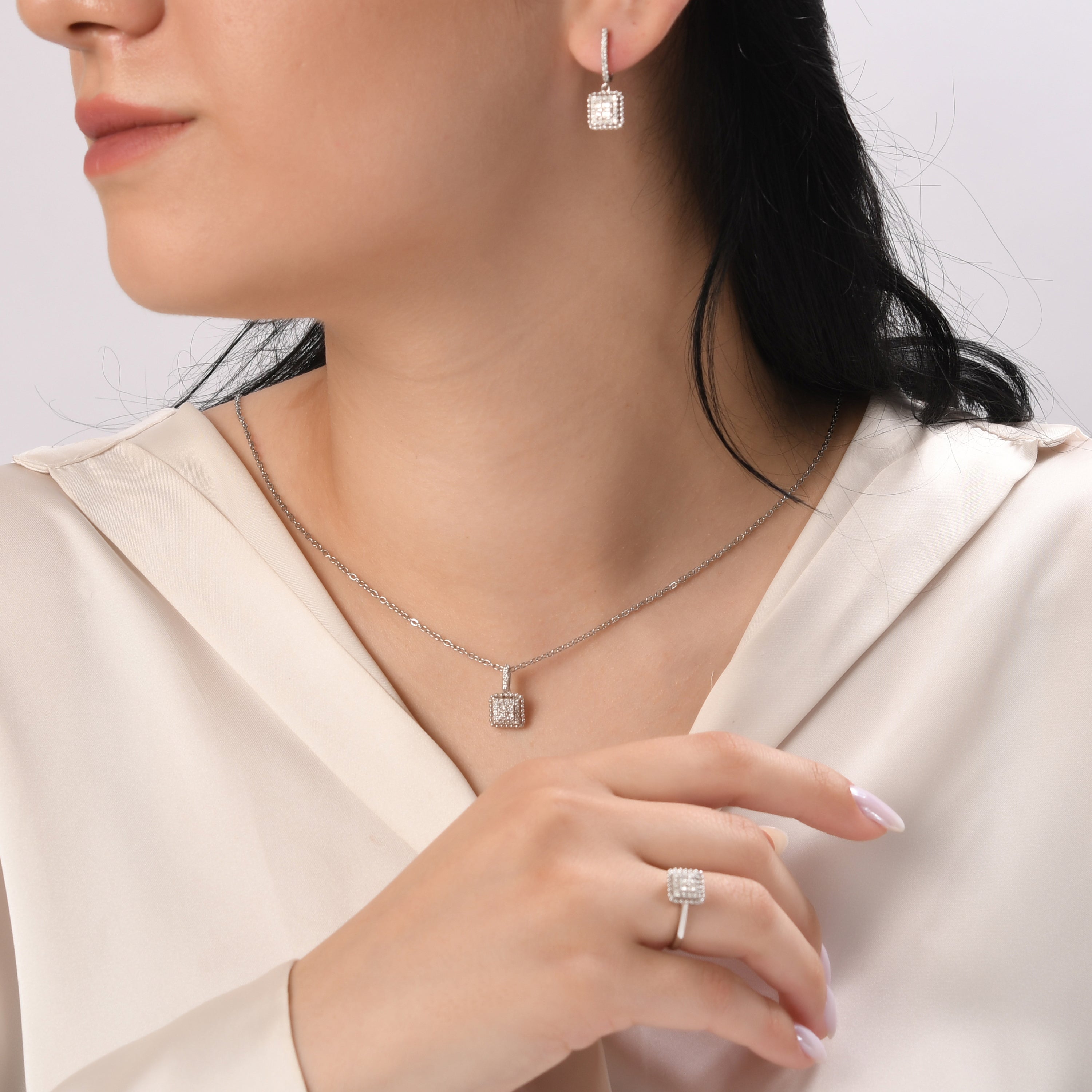 0.18 Carat Natural Diamond Necklace – Elegant Fine Jewelry Design - Gold Stone Diamond