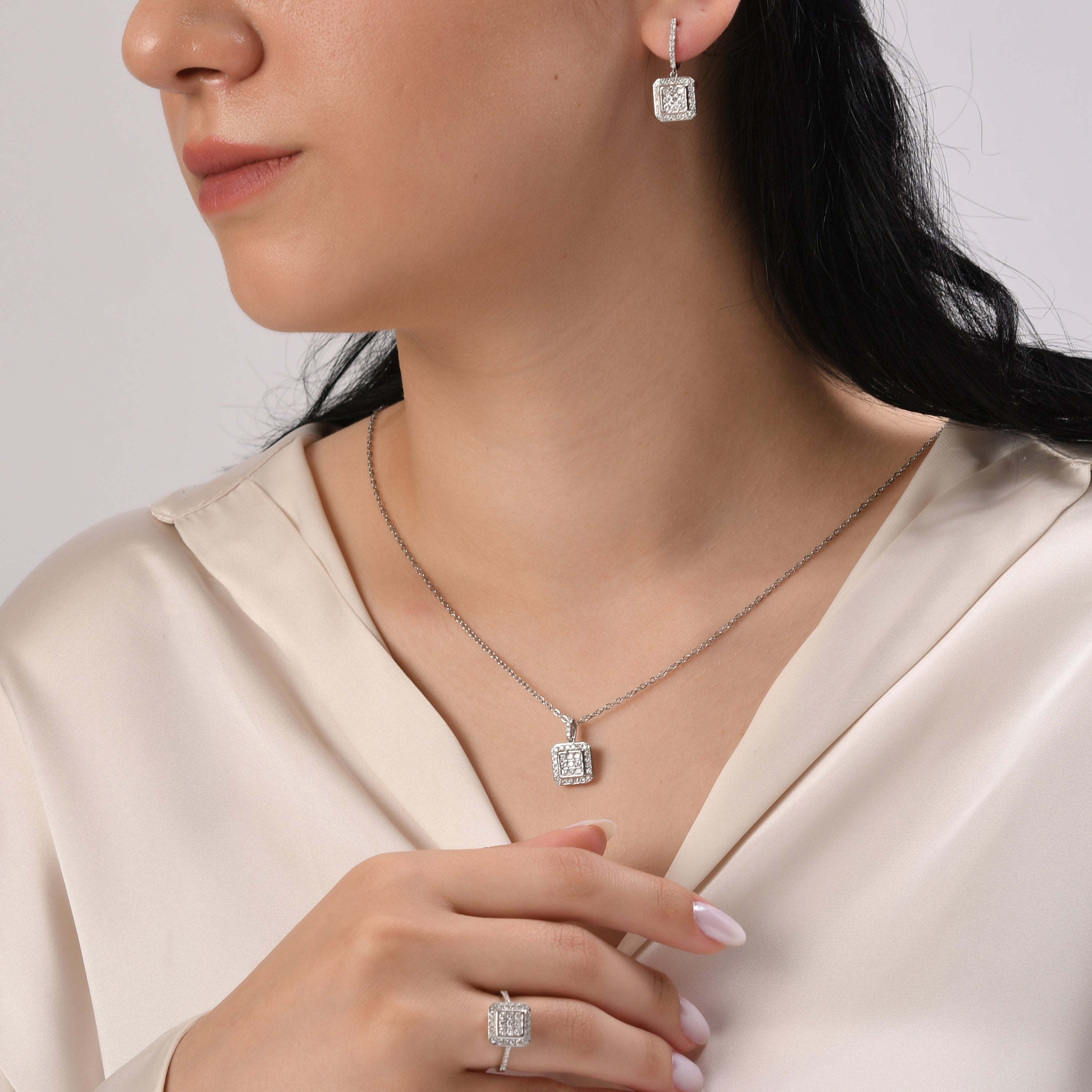 0.56 Carat Natural Diamond Necklace – Elegant Fine Jewelry Design - Gold Stone Diamond
