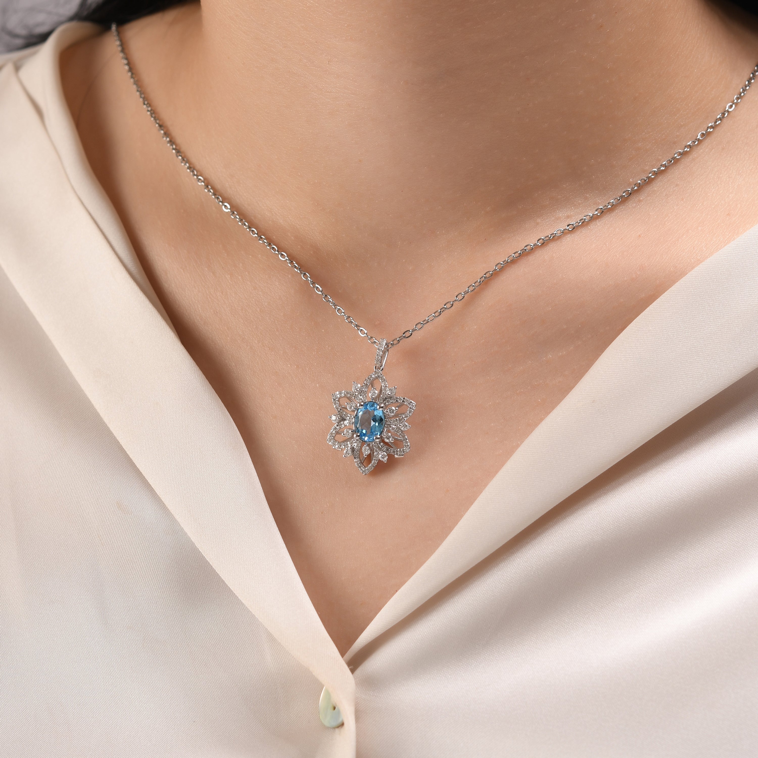 4.50 Carat Natural Diamond and Blue Topaz Necklace – Fine Jewelry Design - Gold Stone Diamond
