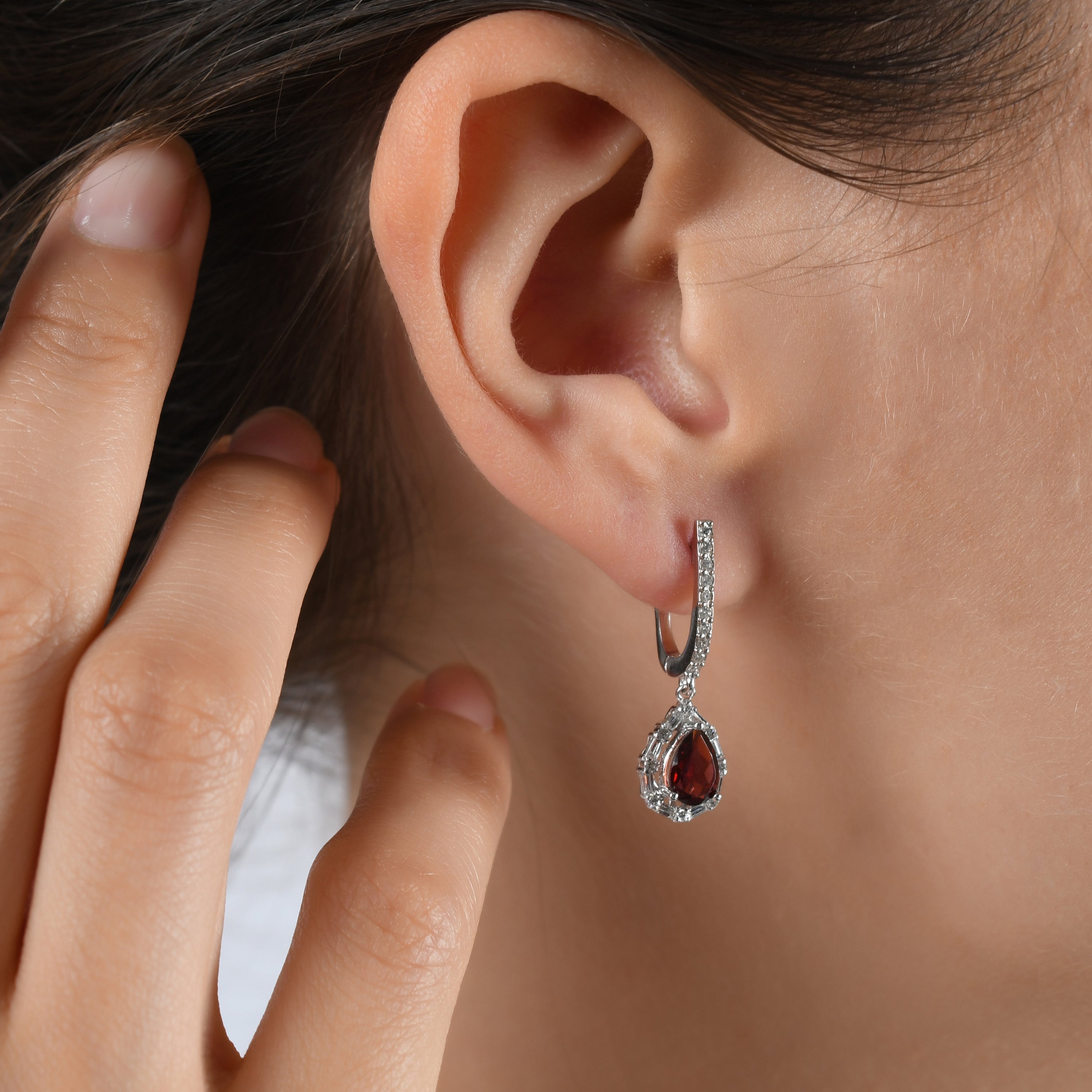 2.02 Carat Natural Diamond and Garnet Earrings – Fine Jewelry Design - Gold Stone Diamond