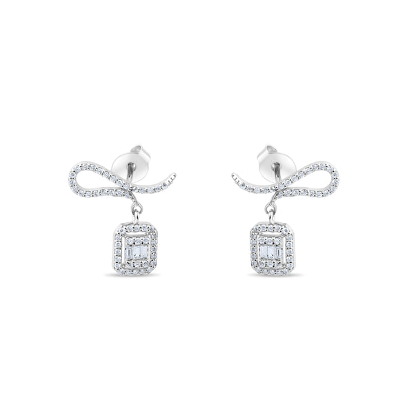 0.14 Carat Baguette Diamond Earrings – Elegant Fine Jewelry Design