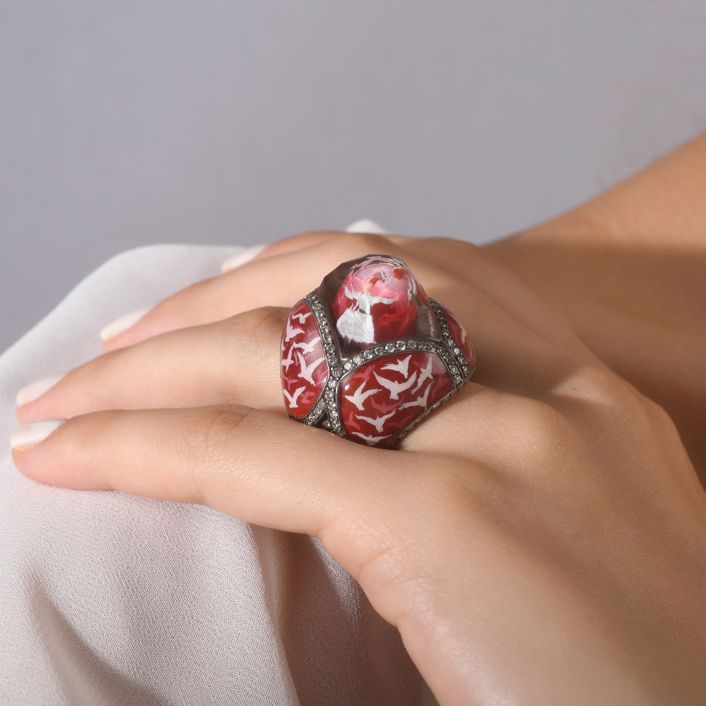 1.97 Carat Natural Diamond and Whirling Dervish and Bird Motif Ring - Gold Stone Diamond