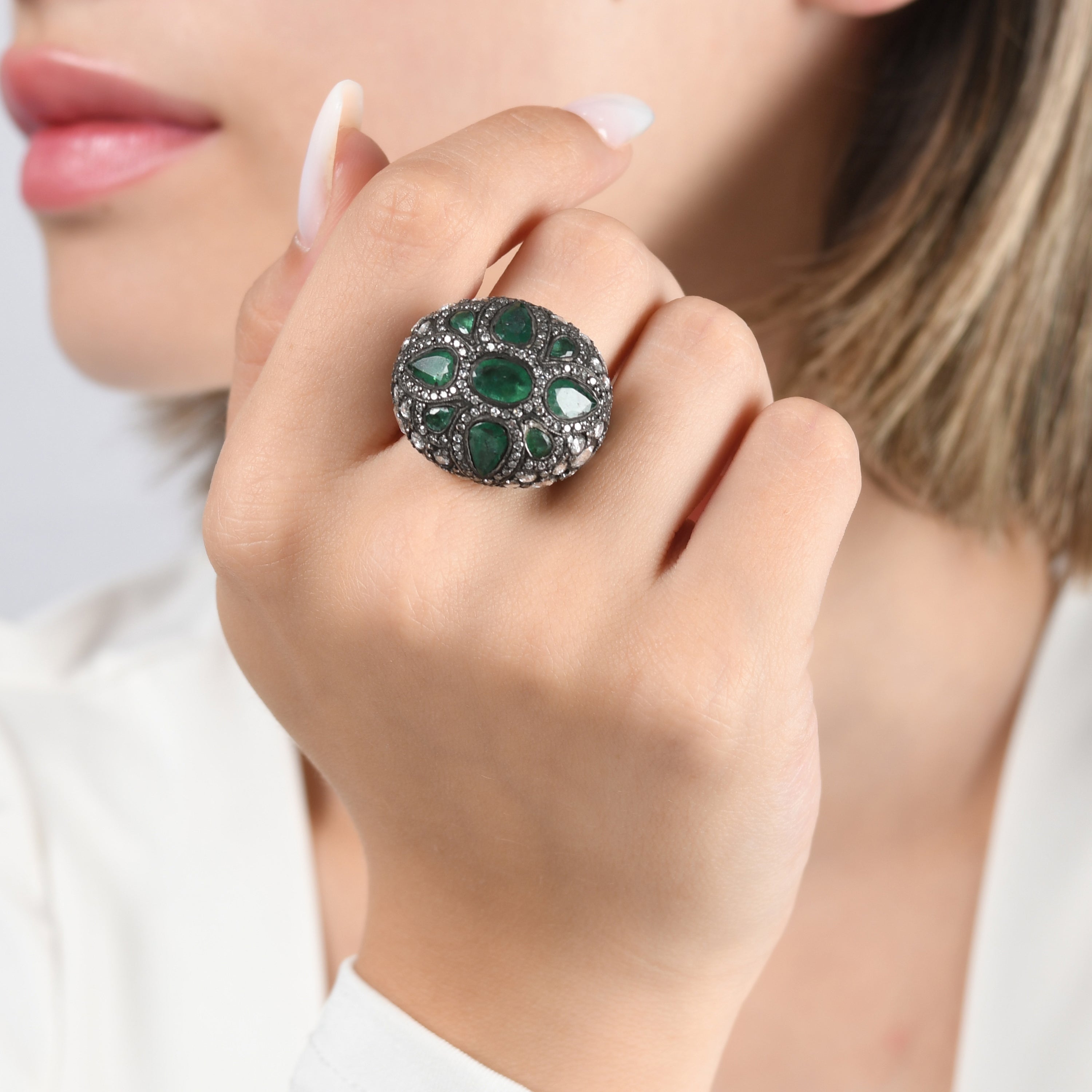8.60 Carat Natural Diamond and Emerald Ring – Fine Jewelry Design - Gold Stone Diamond