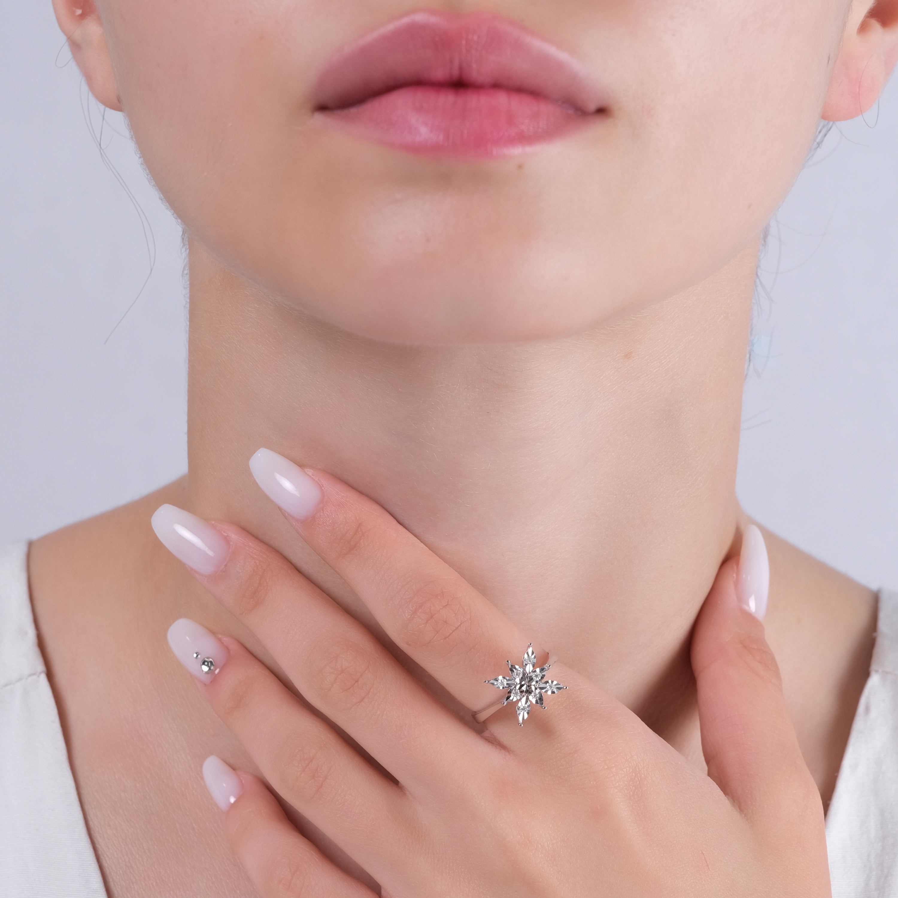 0.05 Carat Natural Diamond Snowflake Ring – Elegant Fine Jewelry Design - Gold Stone Diamond