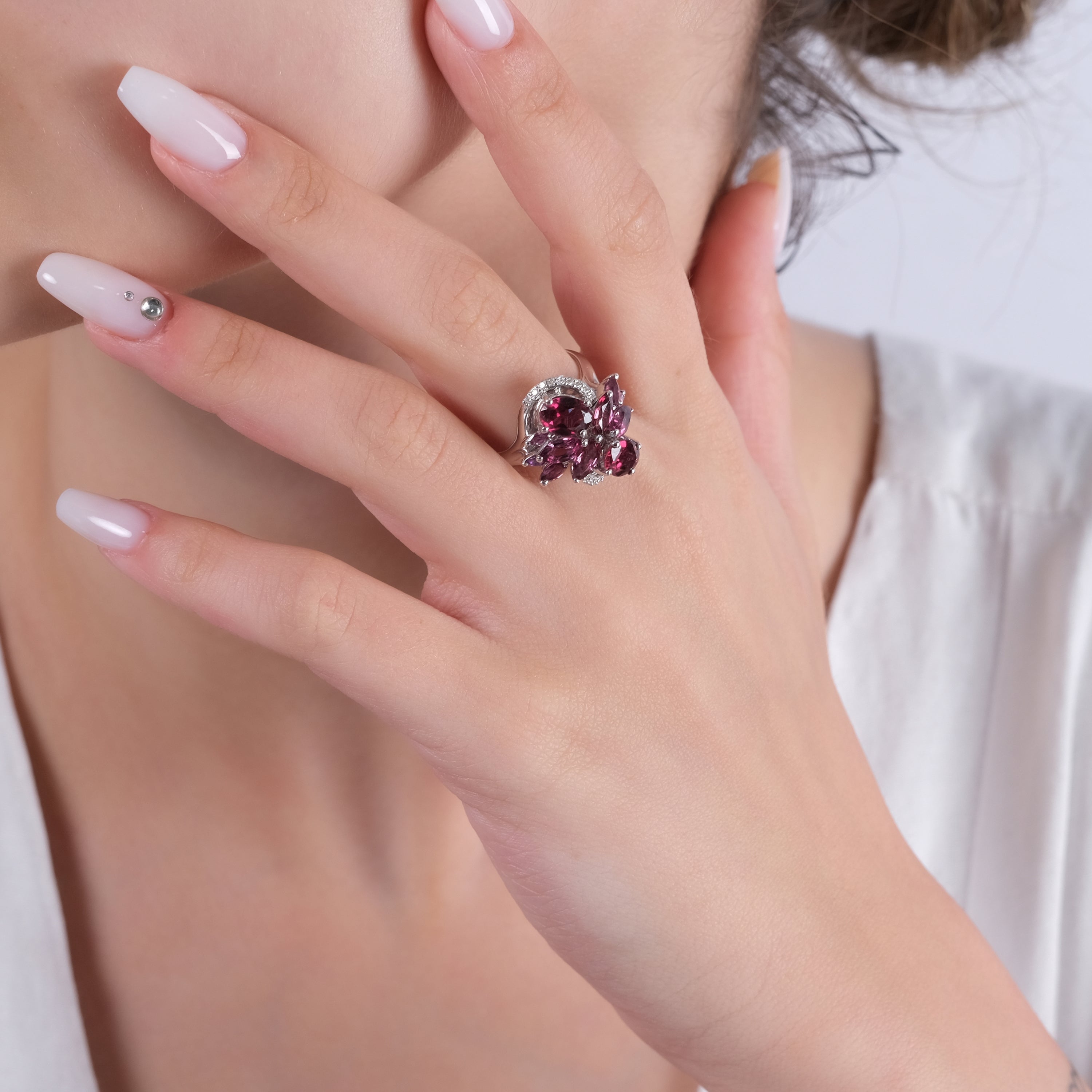4.58 Carat Natural Diamond and Rhodolite Ring – Fine Jewelry Design - Gold Stone Diamond