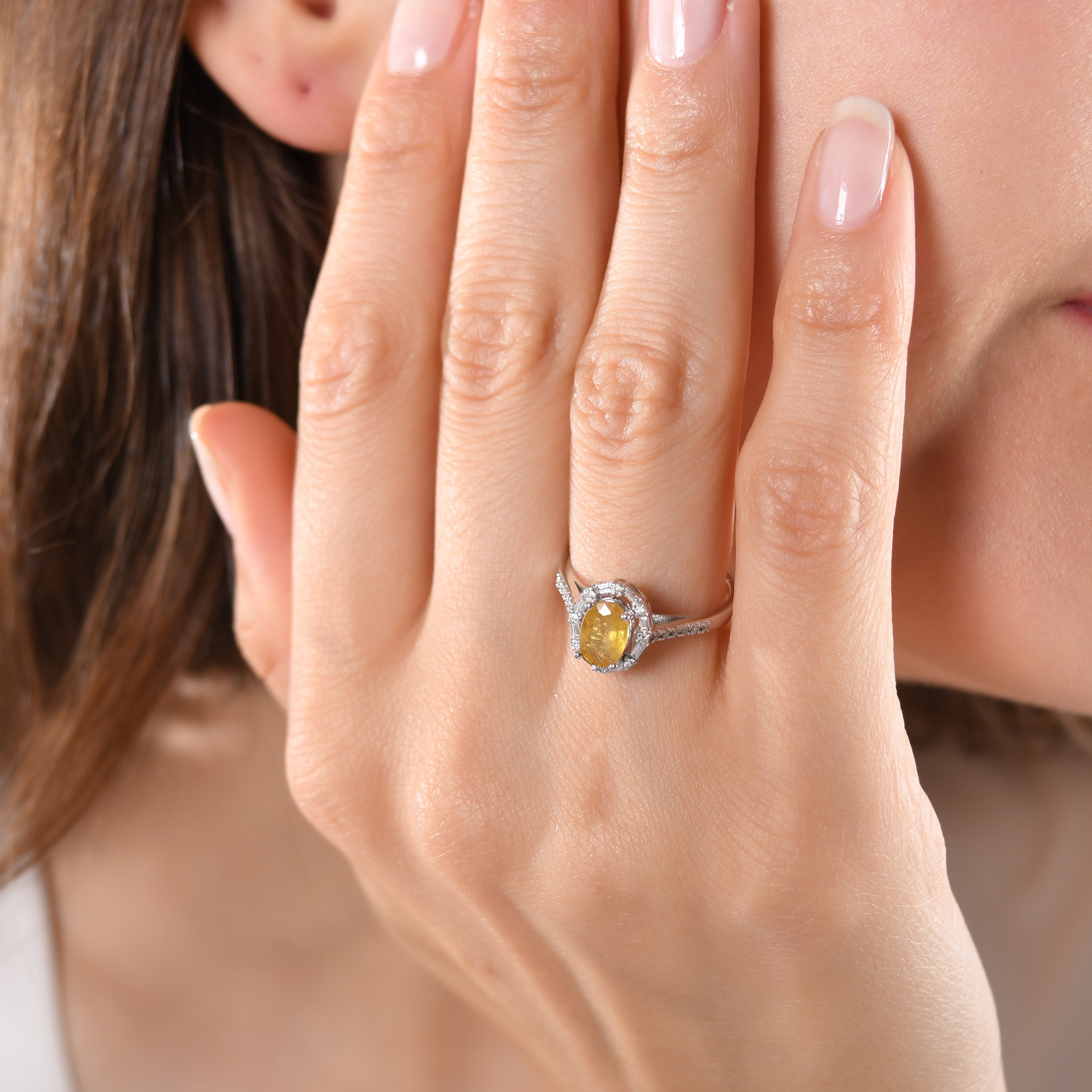 1.04 Carat Natural Baguette Diamond and Yellow Sapphire Ring - Gold Stone Diamond