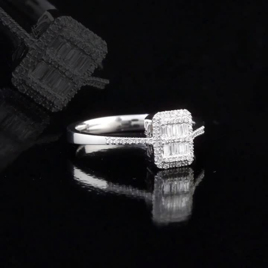 0.16 Carat Baguette Diamond Ring – Elegant Fine Jewelry Design