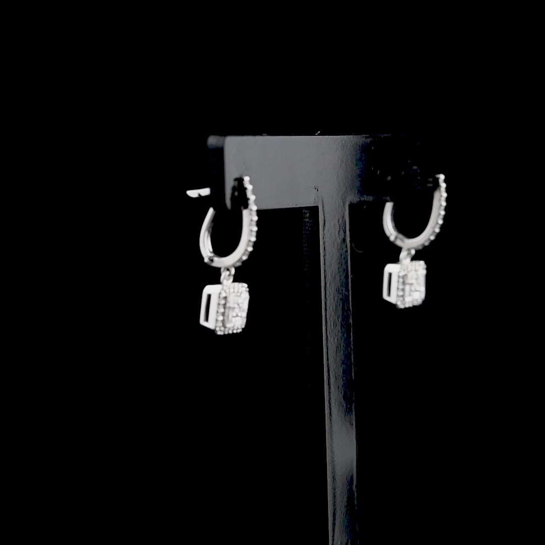 0.42 Carat Baguette Diamond Earrings – Elegant Fine Jewelry Design