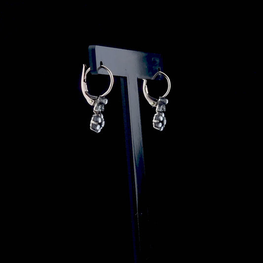 0.22 Carat Natural Diamond Earrings – Elegant Fine Jewelry Design