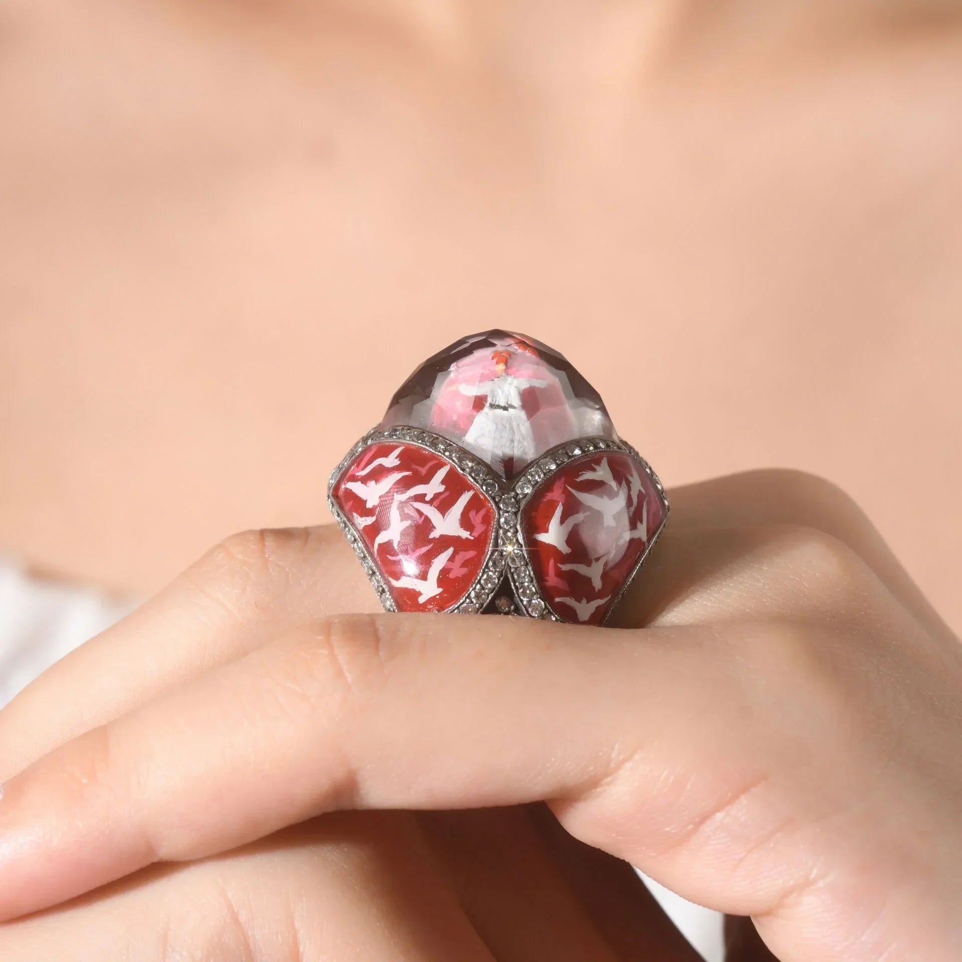 1.97 Carat Natural Diamond and Whirling Dervish and Bird Motif Ring - Gold Stone Diamond
